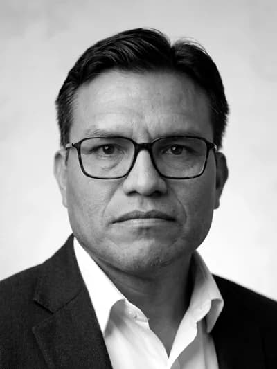 Víctor Hugo Pacheco · Editor Senior